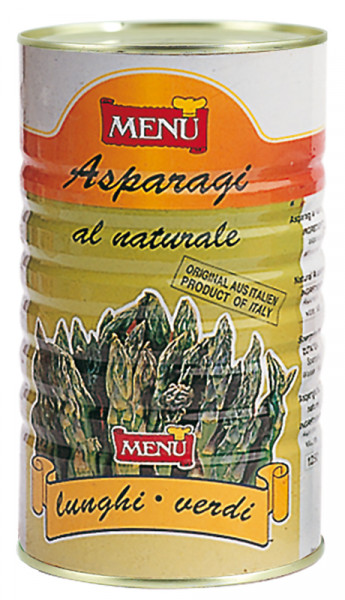 Asparagi verdi lunghi lessati